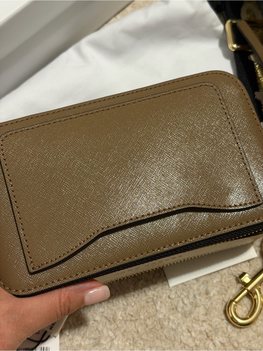 Marc Jacobs Olive-Taupe Leather Snapshot Crossbody with Gold Hardware - Picture 3 of 5